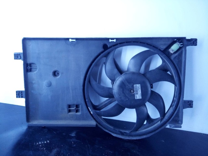 Recambio de electroventilador para fiat fiorino sx furg. referencia OEM IAM 51780703 51854570 P2--B8-8