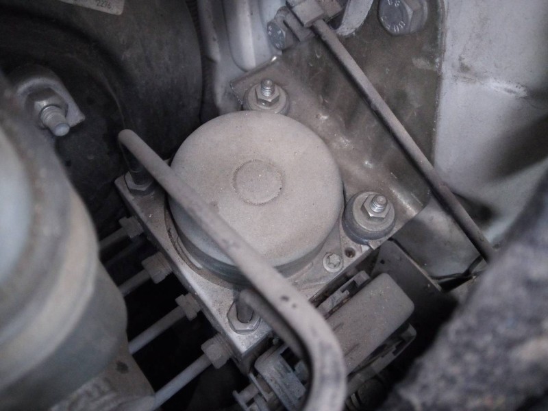 Recambio de abs para fiat nuova 500 (150) pop referencia OEM IAM 51880815  P3-A8-2-4