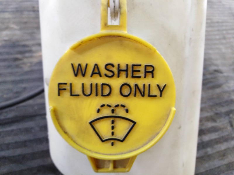 Recambio de deposito limpia para fiat freemont (345) lounge 4wd referencia OEM IAM 05116307AB  P2-B3-18