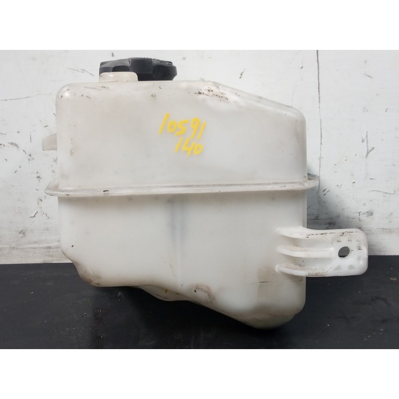 Recambio de deposito expansion para hyundai i40 style referencia OEM IAM 254303Z100  P2-A3-4