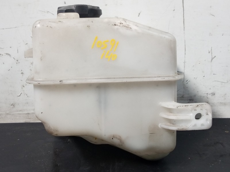 Recambio de deposito expansion para hyundai i40 style referencia OEM IAM 254303Z100  P2-A3-4