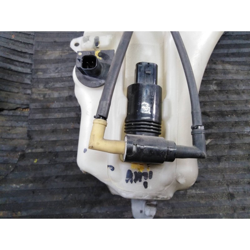 Recambio de deposito limpia para fiat freemont (345) lounge 4wd referencia OEM IAM 05116307AB  P2-B3-18