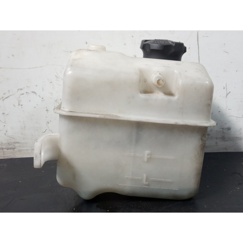 Recambio de deposito expansion para hyundai i40 style referencia OEM IAM 254303Z100  P2-A3-4