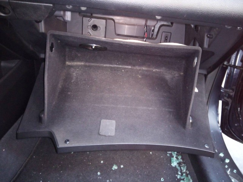 Recambio de guantera para hyundai i40 style referencia OEM IAM   