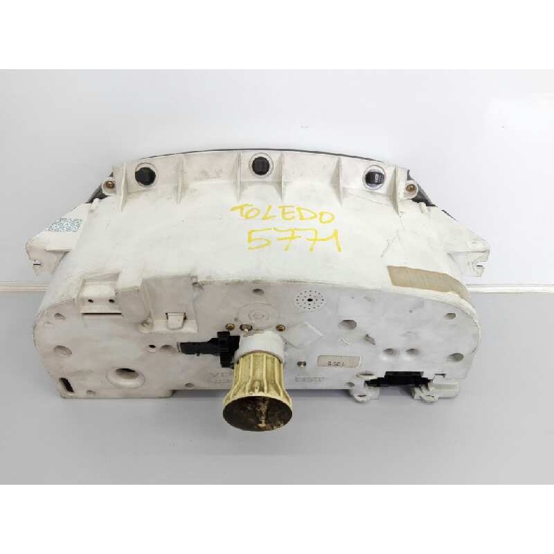 Recambio de cuadro instrumentos para seat toledo (1l) se referencia OEM IAM 1L0919880FX 81117785 E2-A1-9-7