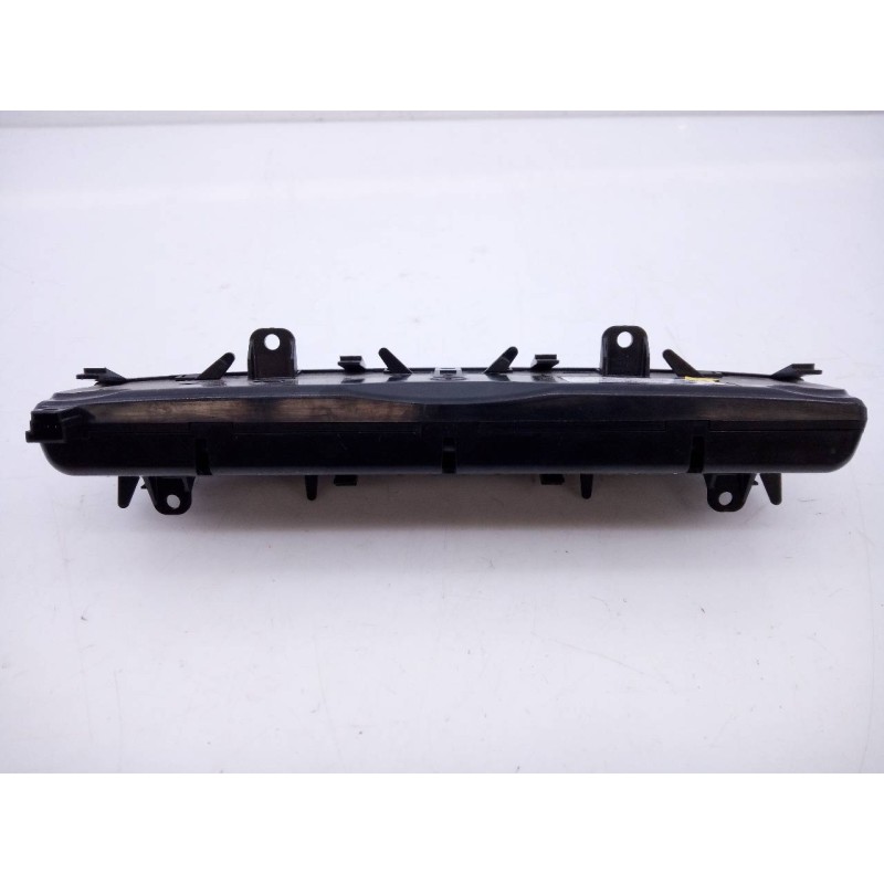 Recambio de mando climatizador para mercedes-benz clase c (w205) familiar avangarde referencia OEM IAM A2059058105  E3-A1-4-7