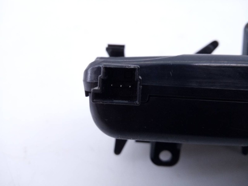 Recambio de mando climatizador para mercedes-benz clase c (w205) familiar avangarde referencia OEM IAM A2059058105  E3-A1-4-7