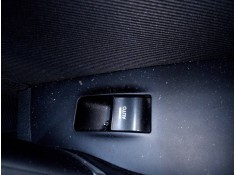 MANDO ELEVALUNAS TRASERO DERECHO 