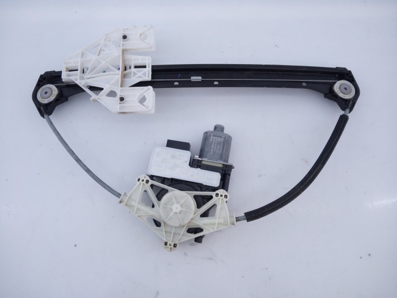 Recambio de elevalunas trasero derecho para audi a3 sportback (8vf) s line edition referencia OEM IAM 5Q0359812  E1-A5-39-1