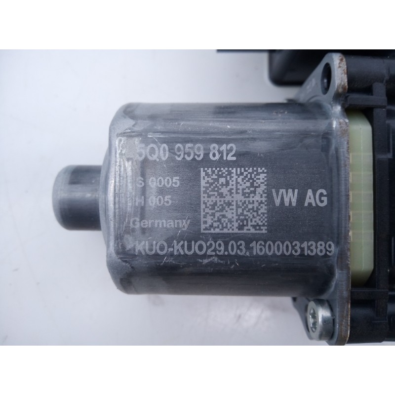 Recambio de elevalunas trasero derecho para audi a3 sportback (8vf) s line edition referencia OEM IAM 5Q0359812  E1-A5-39-1