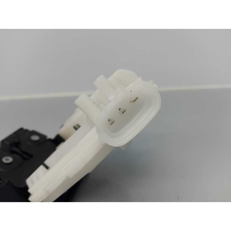 Recambio de cerradura maletero / porton para toyota auris advance referencia OEM IAM   E3-B2-2-3