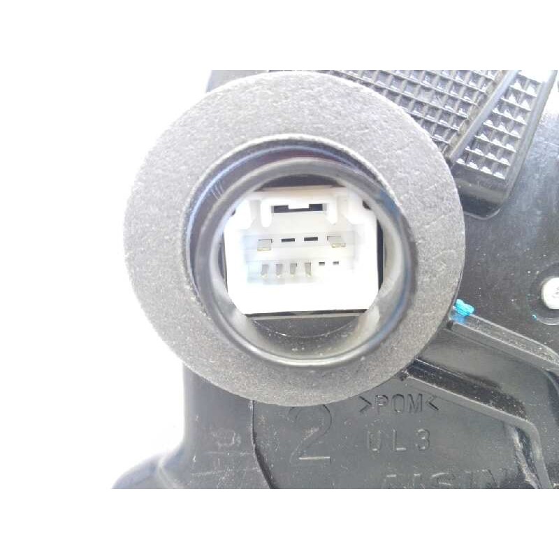 Recambio de cerradura puerta delantera izquierda para toyota auris advance referencia OEM IAM 6A240516J  E2-B4-20-2