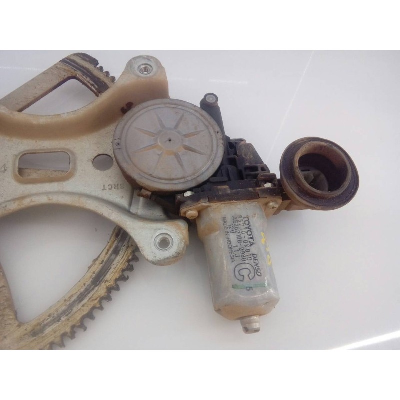 Recambio de elevalunas delantero derecho para toyota hilux (kun) double cab 4x4 referencia OEM IAM 698100K041  E2-B4-8-1