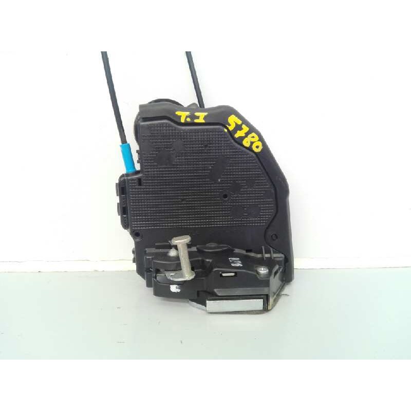 Recambio de cerradura puerta trasera izquierda para toyota auris advance referencia OEM IAM   E2-B4-25-1