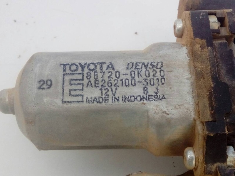Recambio de elevalunas trasero derecho para toyota hilux (kun) double cab 4x4 referencia OEM IAM 698300K031 857200K020 E2-B4-8-1
