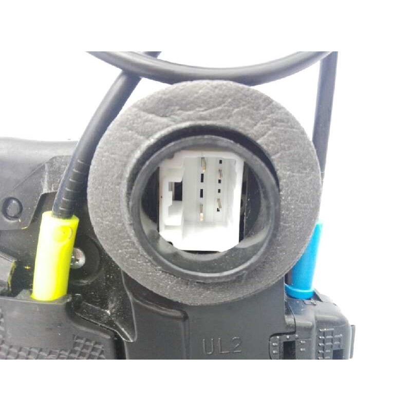 Recambio de cerradura puerta trasera izquierda para toyota auris advance referencia OEM IAM   E2-B4-25-1