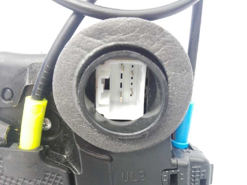 Recambio de cerradura puerta trasera izquierda para toyota auris advance referencia OEM IAM   E2-B4-25-1