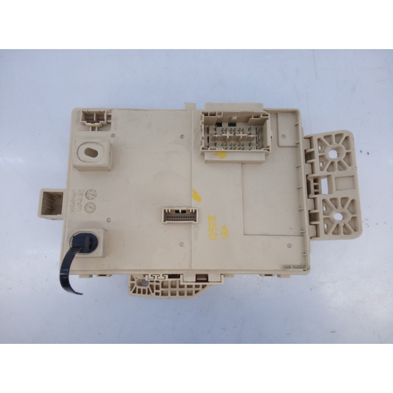 Recambio de caja reles / fusibles para hyundai i30 fastback tecno referencia OEM IAM G40301310515848  E3-A3-36-1