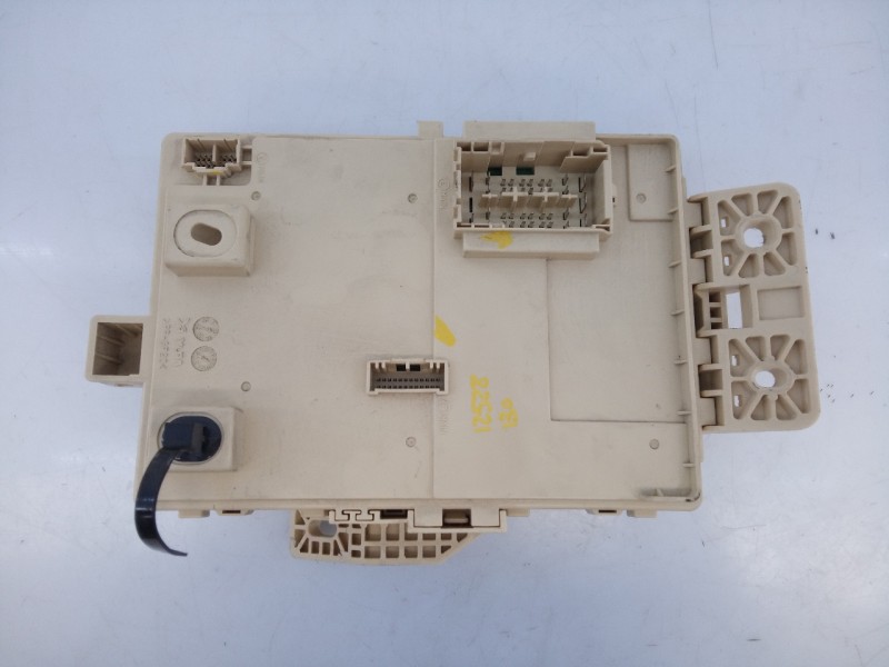 Recambio de caja reles / fusibles para hyundai i30 fastback tecno referencia OEM IAM G40301310515848  E3-A3-36-1
