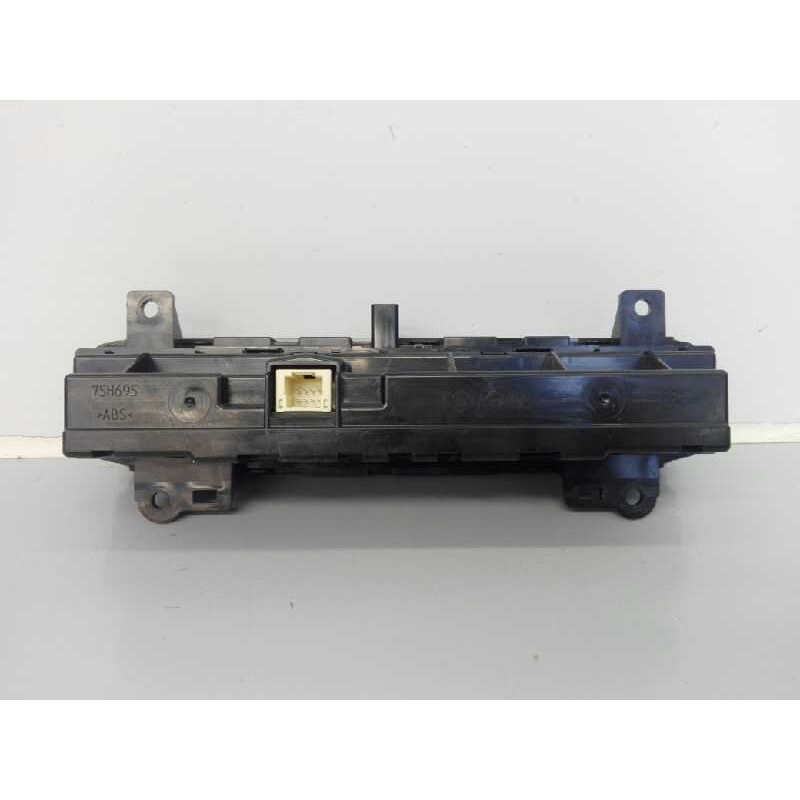 Recambio de mando climatizador para toyota auris advance referencia OEM IAM 5590002C60 3860Z67B E3-B2-2-3