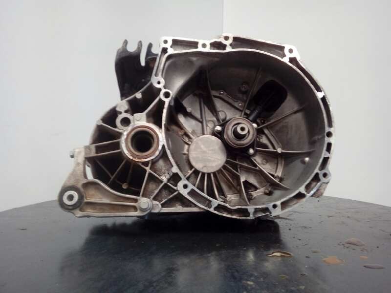 Recambio de caja cambios para ford focus c-max (cap) 1.6 tdci cat referencia OEM IAM 6M5R7002YA  M1-B4-102