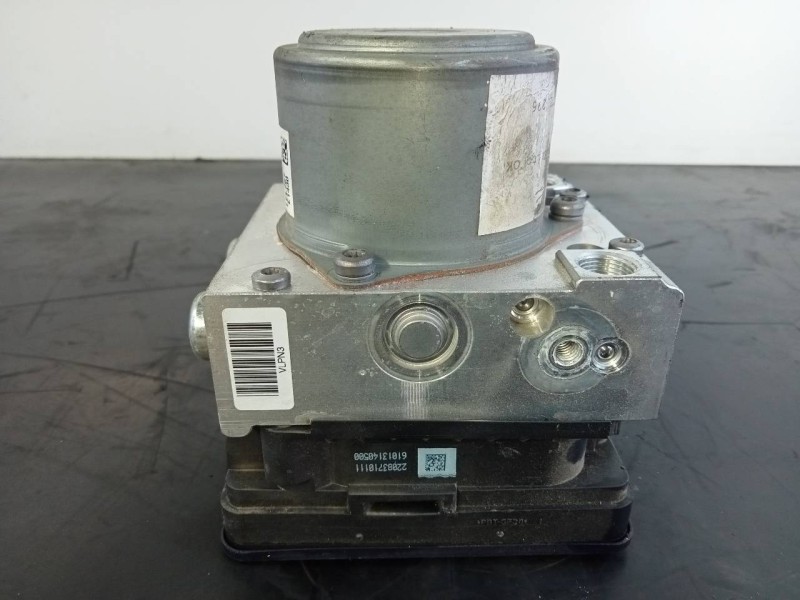 Recambio de abs para jeep renegade limited 4wd referencia OEM IAM 52062978 A005H735 P3-B8-27-3