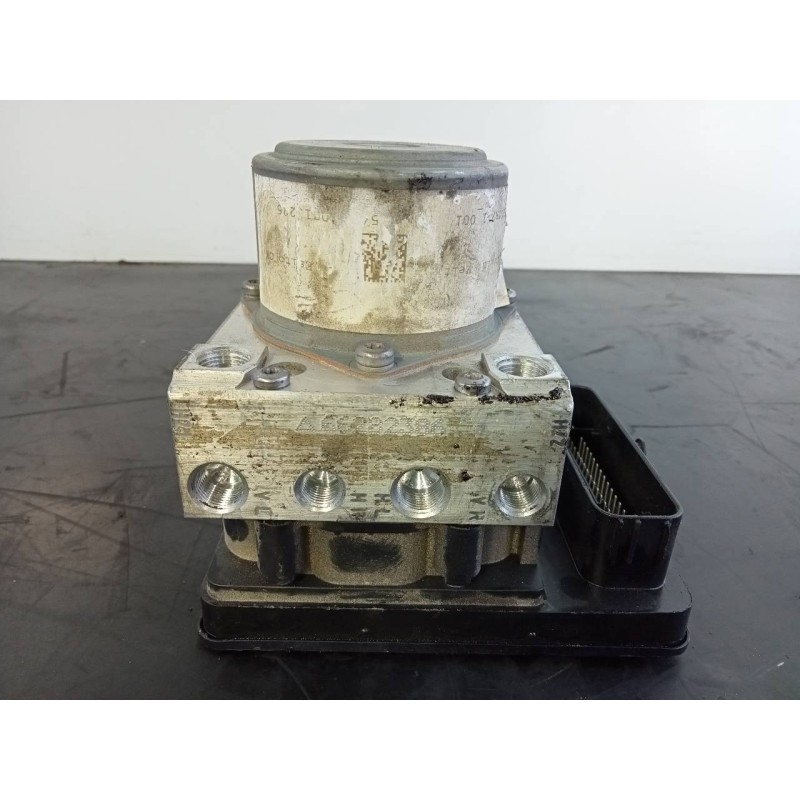 Recambio de abs para jeep renegade limited 4wd referencia OEM IAM 52062978 A005H735 P3-B8-27-3
