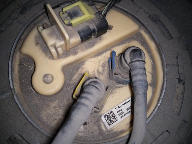 Recambio de aforador para jeep renegade limited 4wd referencia OEM IAM 0050930916 97310 