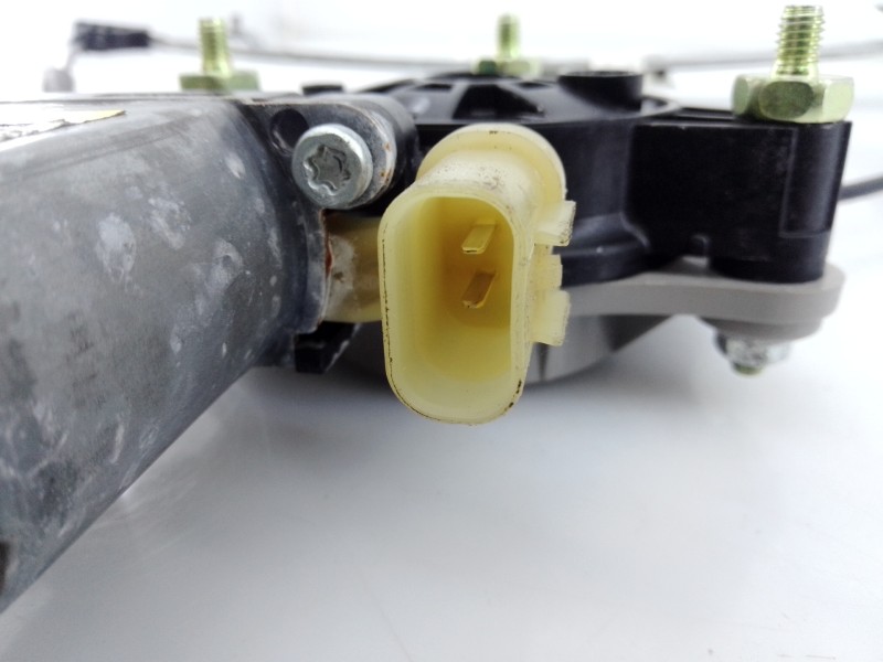 Recambio de elevalunas delantero derecho para kia rio (yb) drive referencia OEM IAM 82460H8000  E2-B5-9-1