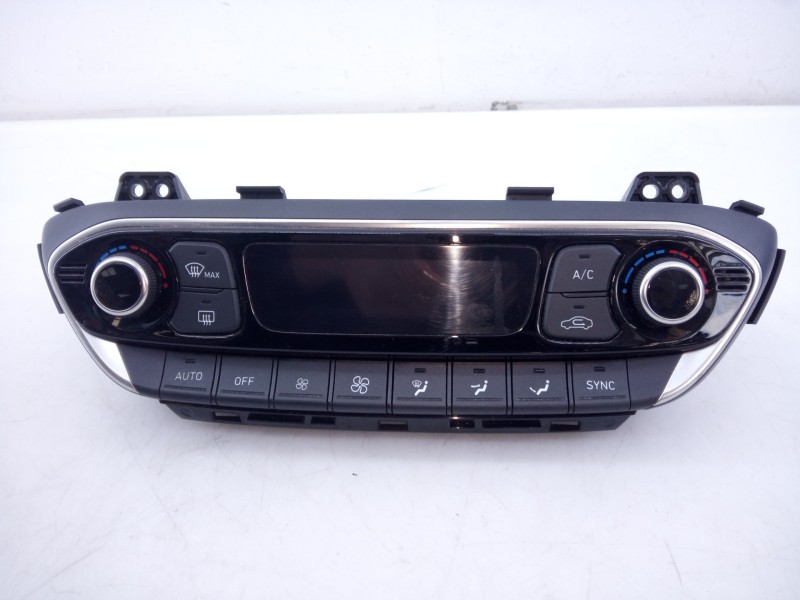 Recambio de mando climatizador para hyundai i30 fastback tecno referencia OEM IAM 97250G4251  E3-A3-45-1