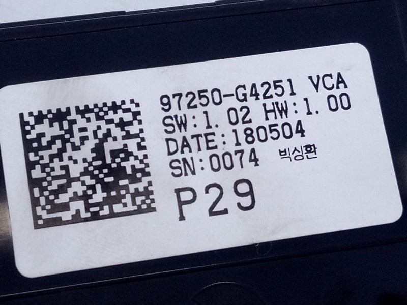 Recambio de mando climatizador para hyundai i30 fastback tecno referencia OEM IAM 97250G4251  E3-A3-45-1