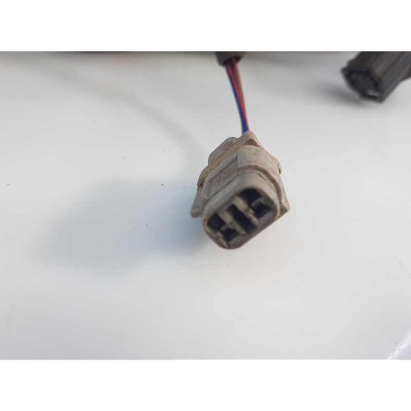 Recambio de caja reles / fusibles para toyota hilux (kun) double cab 4x4 referencia OEM IAM   E2-B4-26-2