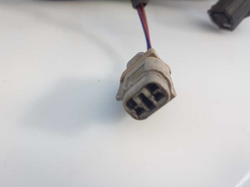 Recambio de caja reles / fusibles para toyota hilux (kun) double cab 4x4 referencia OEM IAM   E2-B4-26-2