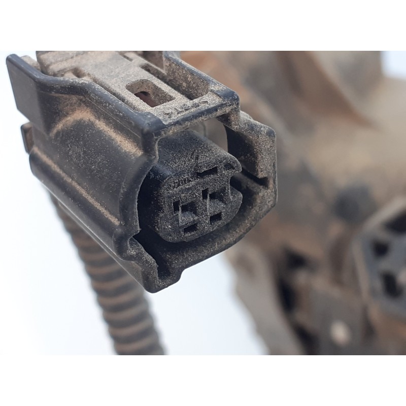 Recambio de caja reles / fusibles para toyota hilux (kun) double cab 4x4 referencia OEM IAM   E2-B4-26-2