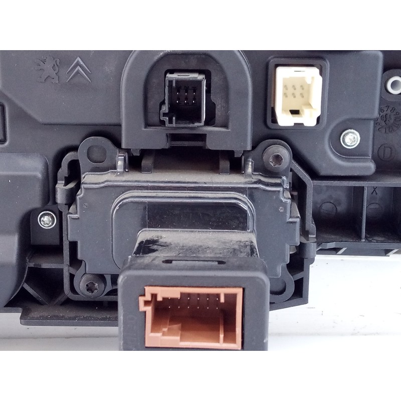 Recambio de sistema audio / radio cd para citroën c4 grand picasso shine referencia OEM IAM 982502938000 9822729680 E3-B2-22-1