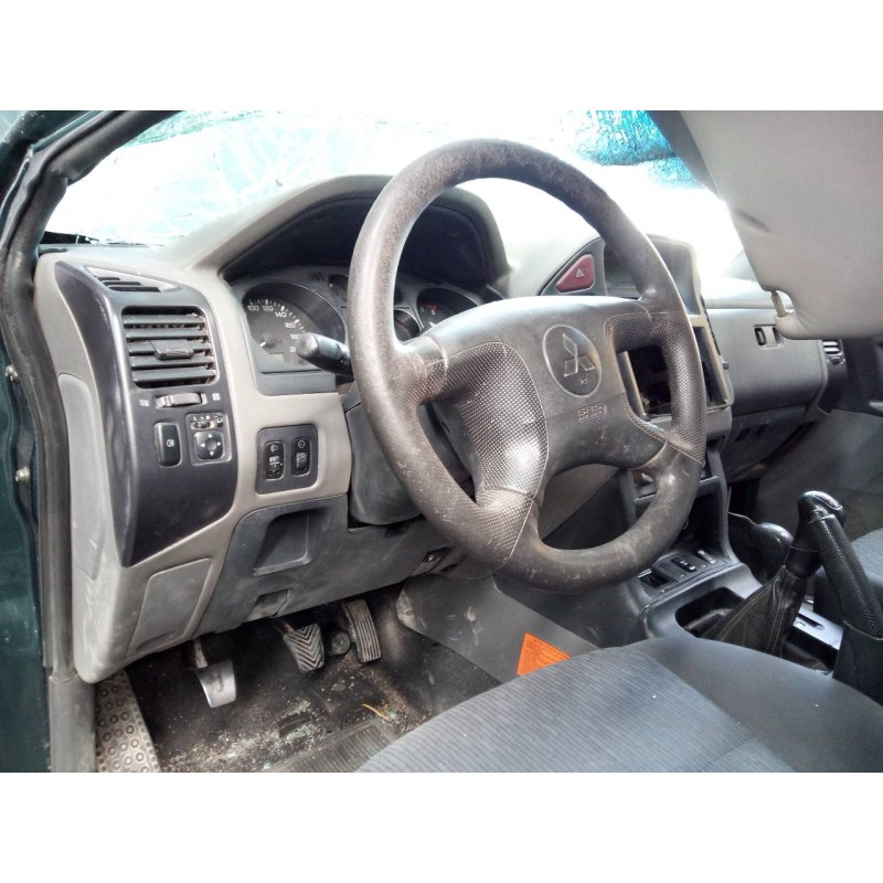 Recambio de salpicadero para mitsubishi montero (v60/v70) 2.5 tdi sahel (5-ptas.) referencia OEM IAM   