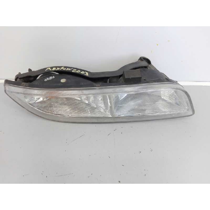 Recambio de piloto delantero derecho para ssangyong rexton w referencia OEM IAM   E1-B3-7-2