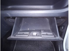 Recambio de guantera para dacia lodgy laureate referencia OEM IAM    2