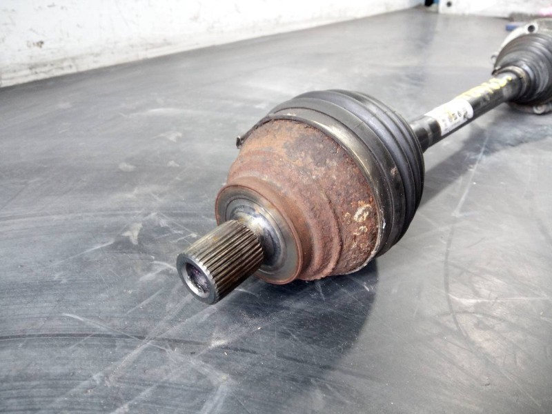 Recambio de transmision delantera izquierda para audi a3 sportback (8vf) s line edition referencia OEM IAM 5Q04072718R  P1-B6-14