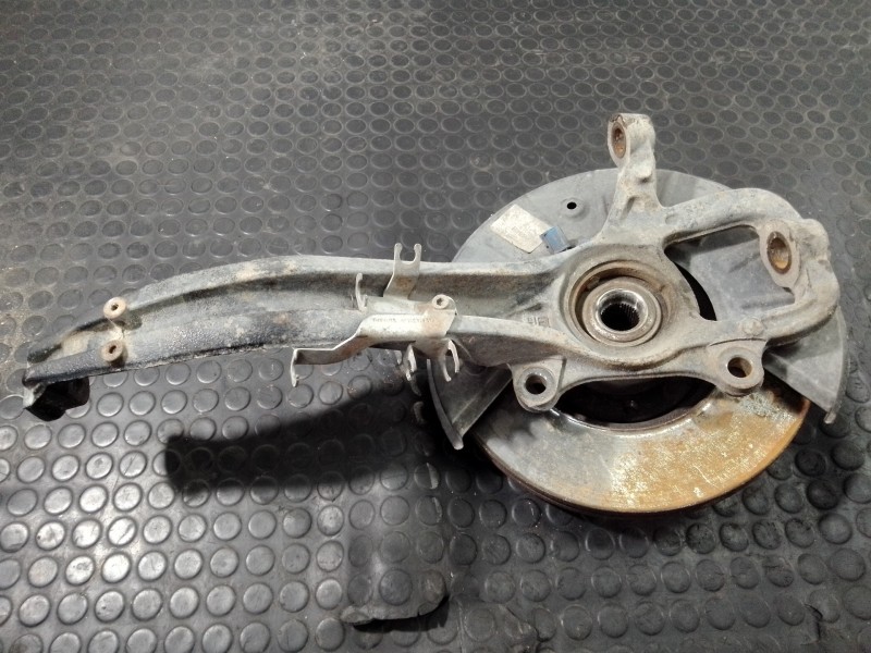 Recambio de mangueta delantera derecha para volkswagen touareg (7l6) tdi r5 referencia OEM IAM 7L6407258A  P1-A4-34