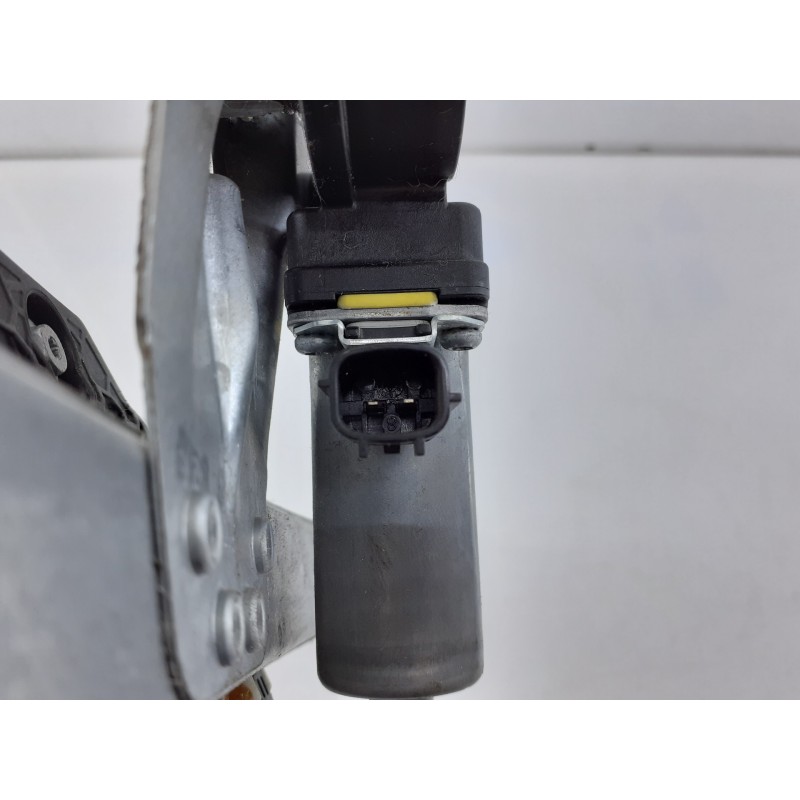 Recambio de elevalunas delantero derecho para dacia logan ii essential referencia OEM IAM 807209299R D371001 E1-B3-24-1