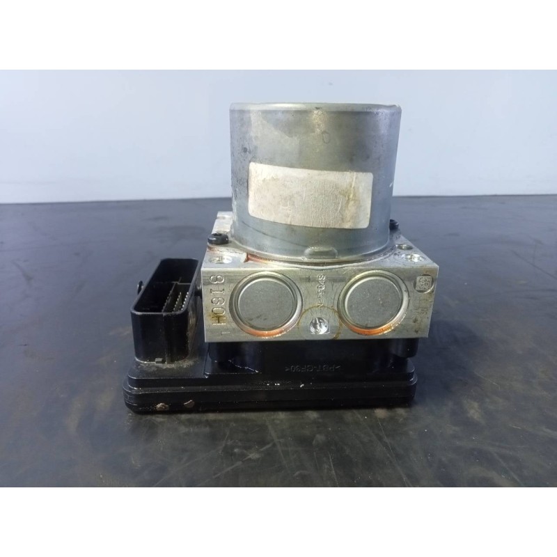 Recambio de abs para hyundai tucson essence 2wd referencia OEM IAM 58920D7100 KJCN8G00383U P3-B8-29-3
