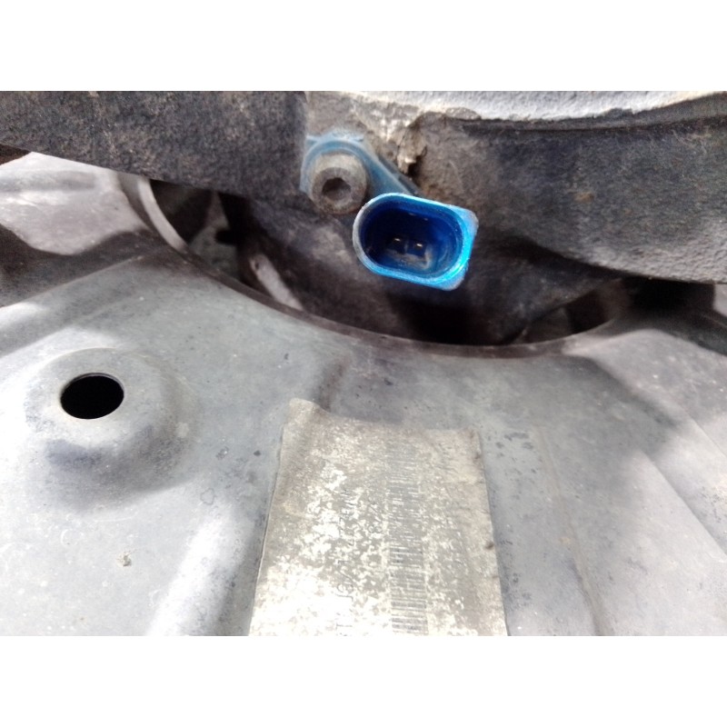 Recambio de mangueta delantera derecha para volkswagen touareg (7l6) tdi r5 referencia OEM IAM 7L6407258A  P1-A4-34