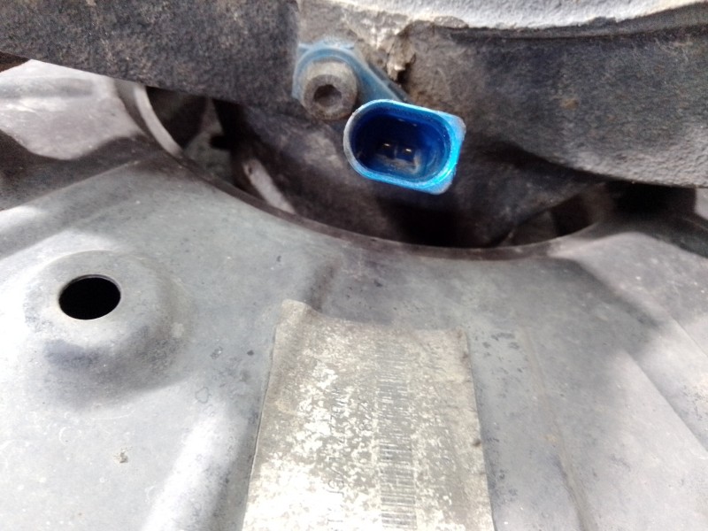 Recambio de mangueta delantera derecha para volkswagen touareg (7l6) tdi r5 referencia OEM IAM 7L6407258A  P1-A4-34