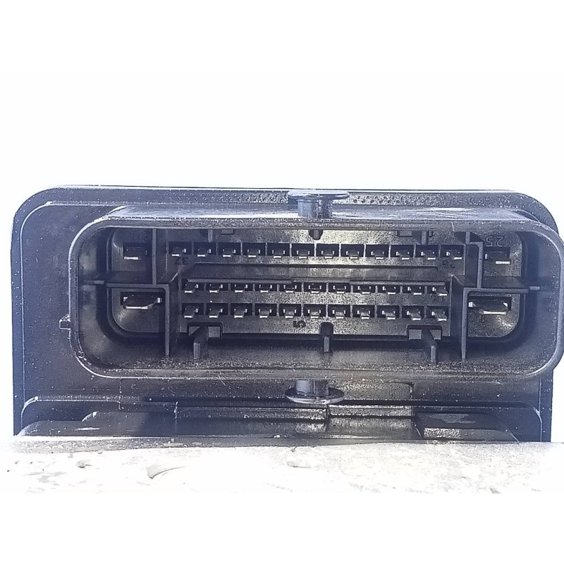 Recambio de abs para hyundai tucson essence 2wd referencia OEM IAM 58920D7100 KJCN8G00383U P3-B8-29-3