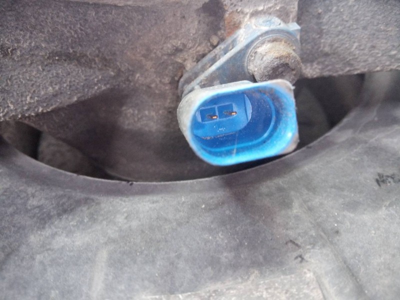 Recambio de mangueta delantera izquierda para volkswagen touareg (7l6) tdi r5 referencia OEM IAM 7L6407257A  P1-A4-14