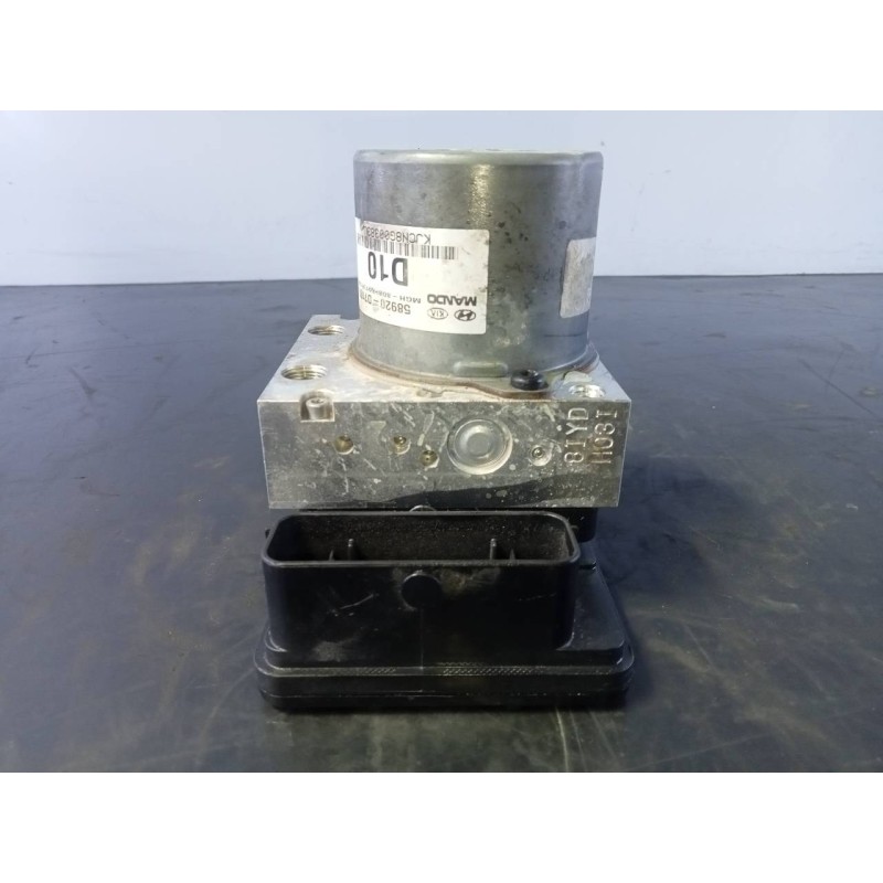 Recambio de abs para hyundai tucson essence 2wd referencia OEM IAM 58920D7100 KJCN8G00383U P3-B8-29-3