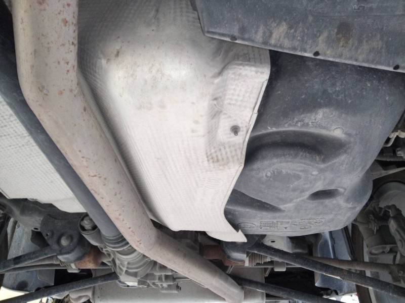 Recambio de deposito combustible para jeep renegade limited 4wd referencia OEM IAM 51965159  