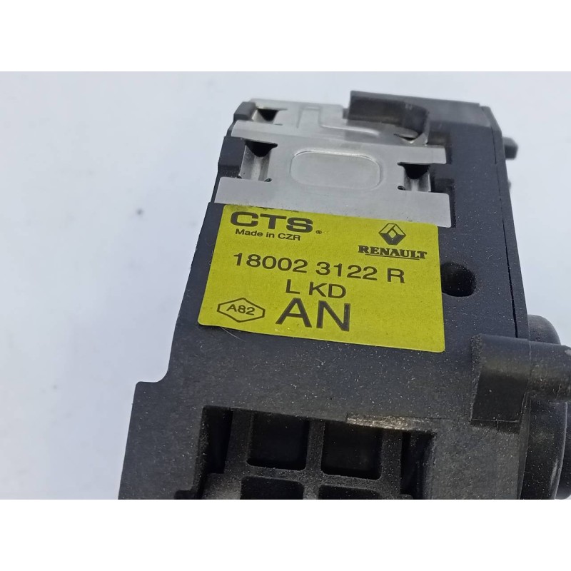 Recambio de pedal acelerador para dacia lodgy laureate referencia OEM IAM 180023122R  E2-A1-17-7