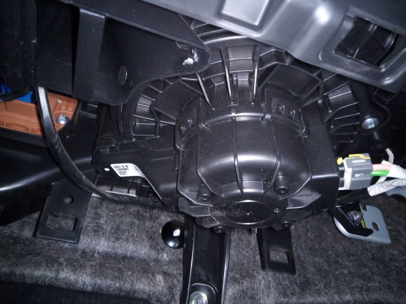 Recambio de ventilador calefaccion para hyundai i30 fastback tecno referencia OEM IAM 97113A4000 180421 